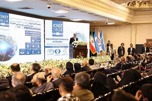 چاره ای جز سرمایه گذاری در صنعت هسته ای نداریم/ همایش اصفهان در بهترین زمان برگزار شد